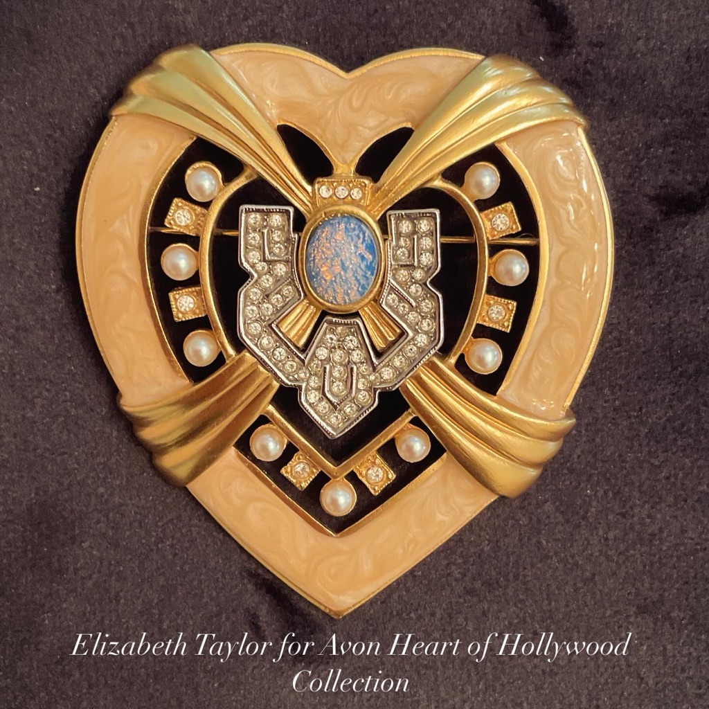 #145 Elizabeth Taylor For Avon Heart Of Hollywood Collection Brooch